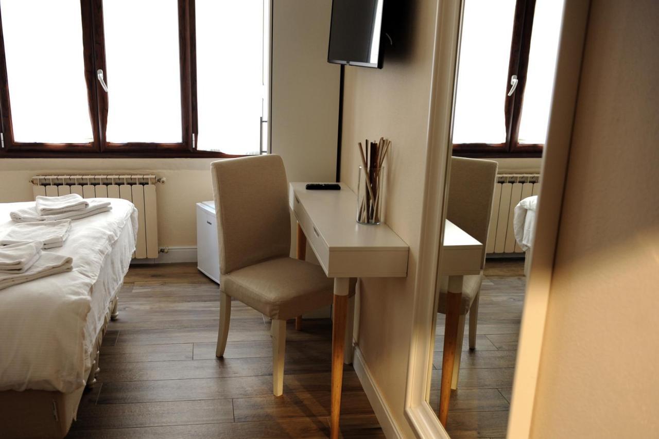 Pontevecchio Rooms Florens Exteriör bild